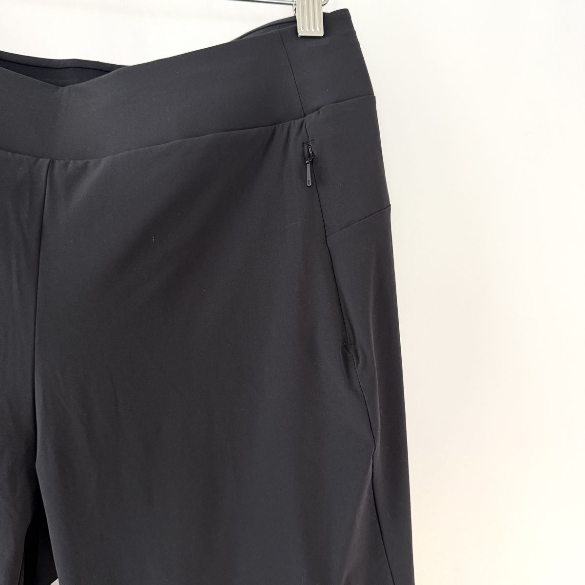 Pantalons: ON New Lightweight Pants – Neuf (Voir description) à Freienbach par Avviivva_Shop 2