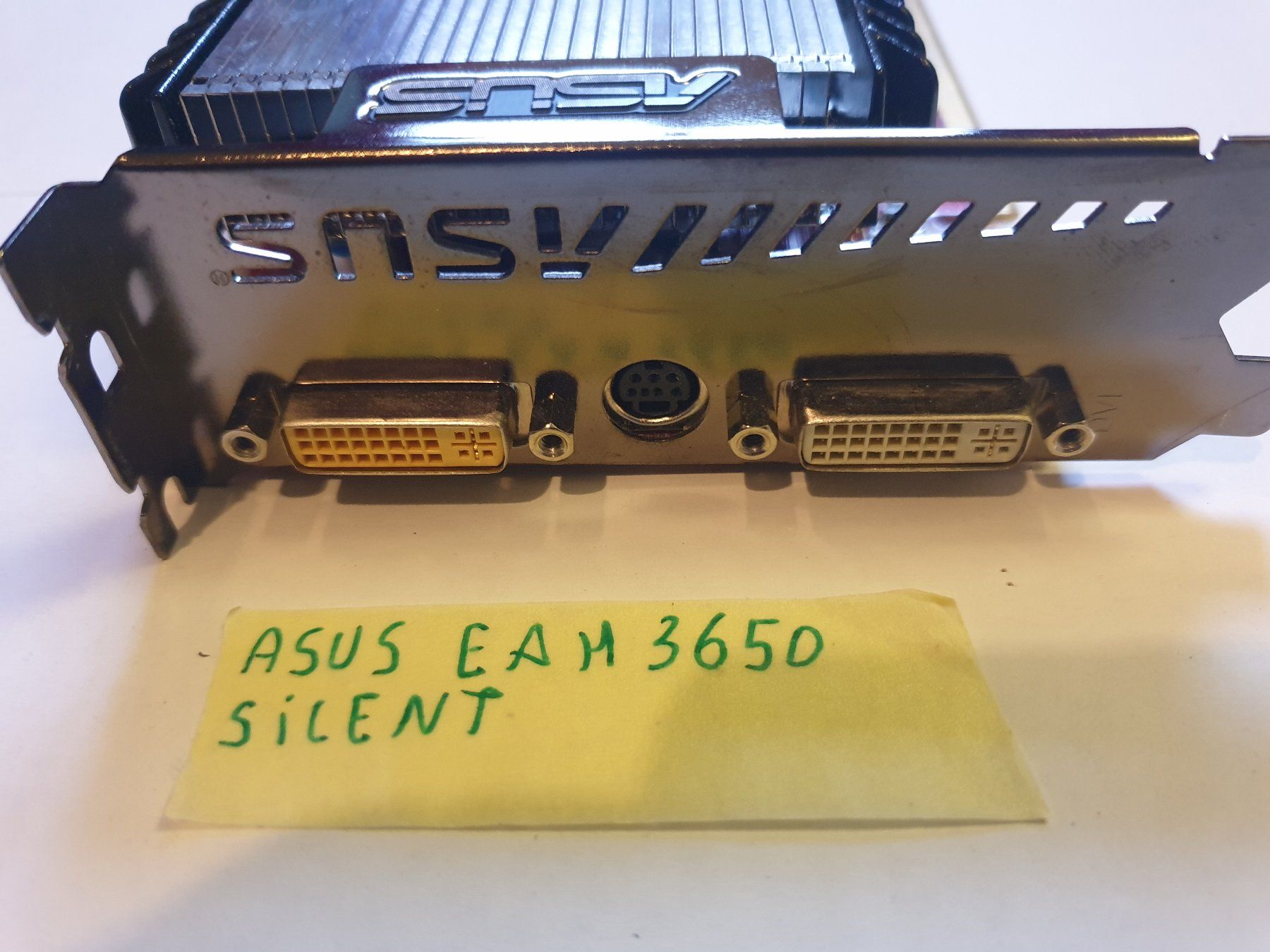 Asus Schede grafiche: carte graphique Asus EAH3650 Silent – Usato da Moudon venduto da Amaroli7 2