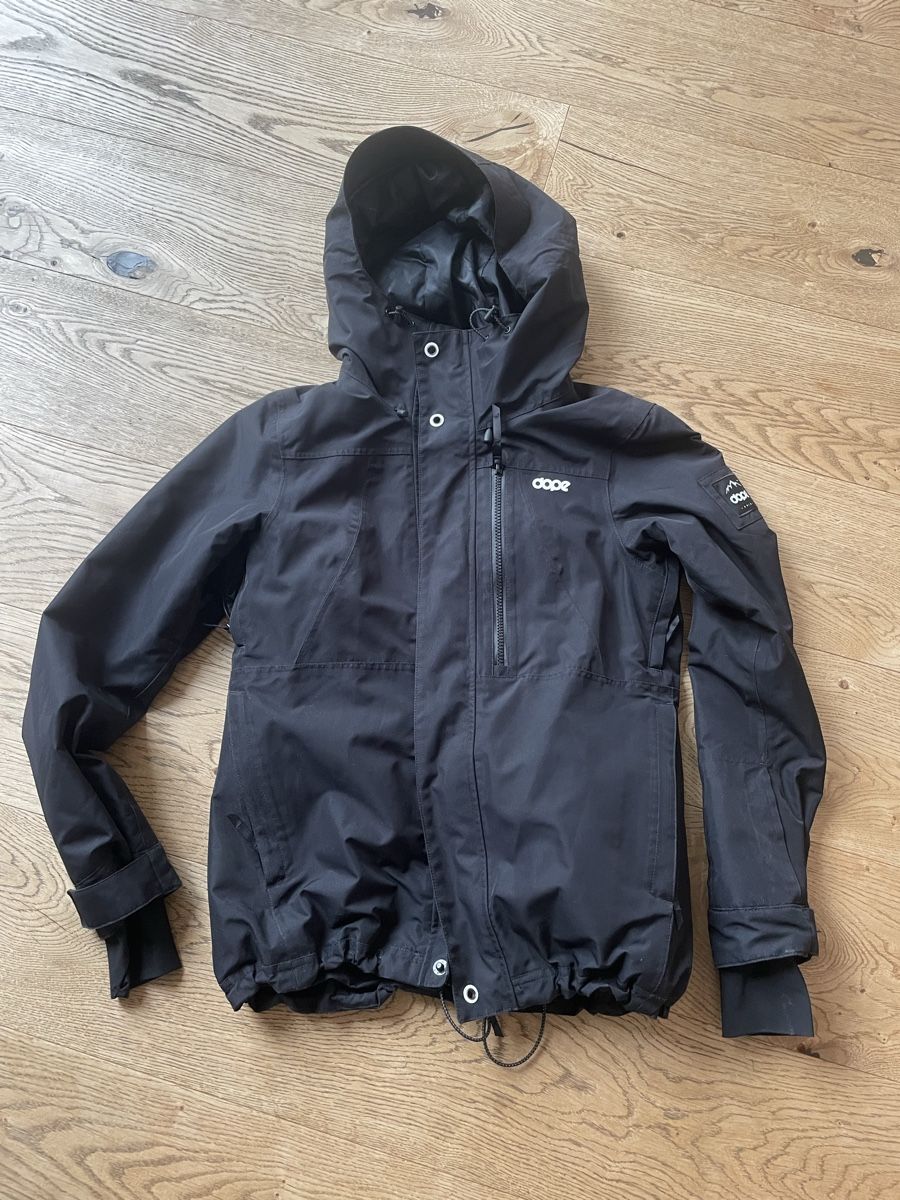 Giacche: Snowboardjacke Dope – Usato da neftenbach venduto da huembi007
