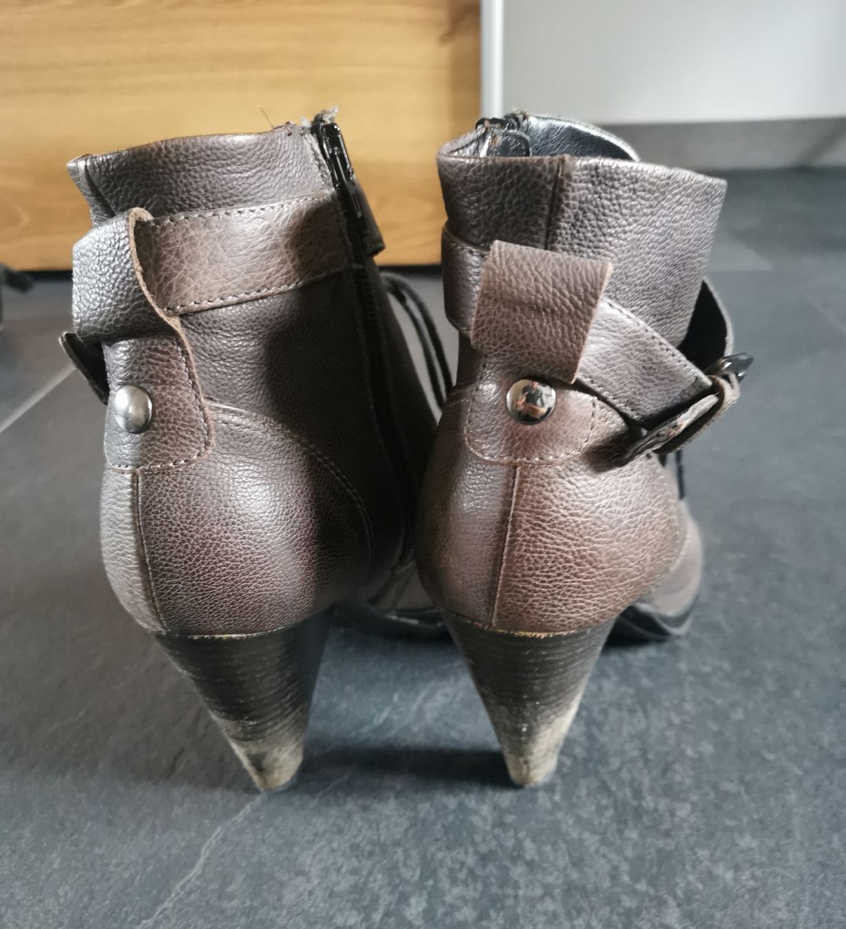 Roberto Santi Scarpe da donna: Roberto Santi Stiefeletten Leder, Gr. 39 – Usato da Obergerlafingen venduto da Sigus 2