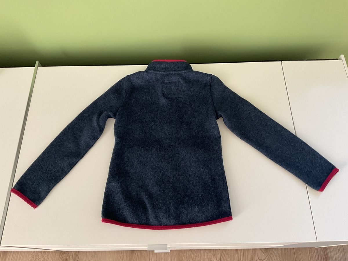 Giacche & Cappotti: Warme Strick Fleecejacke Mädchen Gr. 122 – Usato da Pfäffikon ZH venduto da Ben0707 1