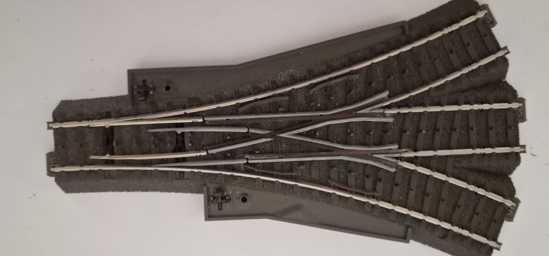 Märklin Modellini di ferrovie: Märklin 24630 Dreifachweiche – Usato da Dulliken venduto da Ginoeffel