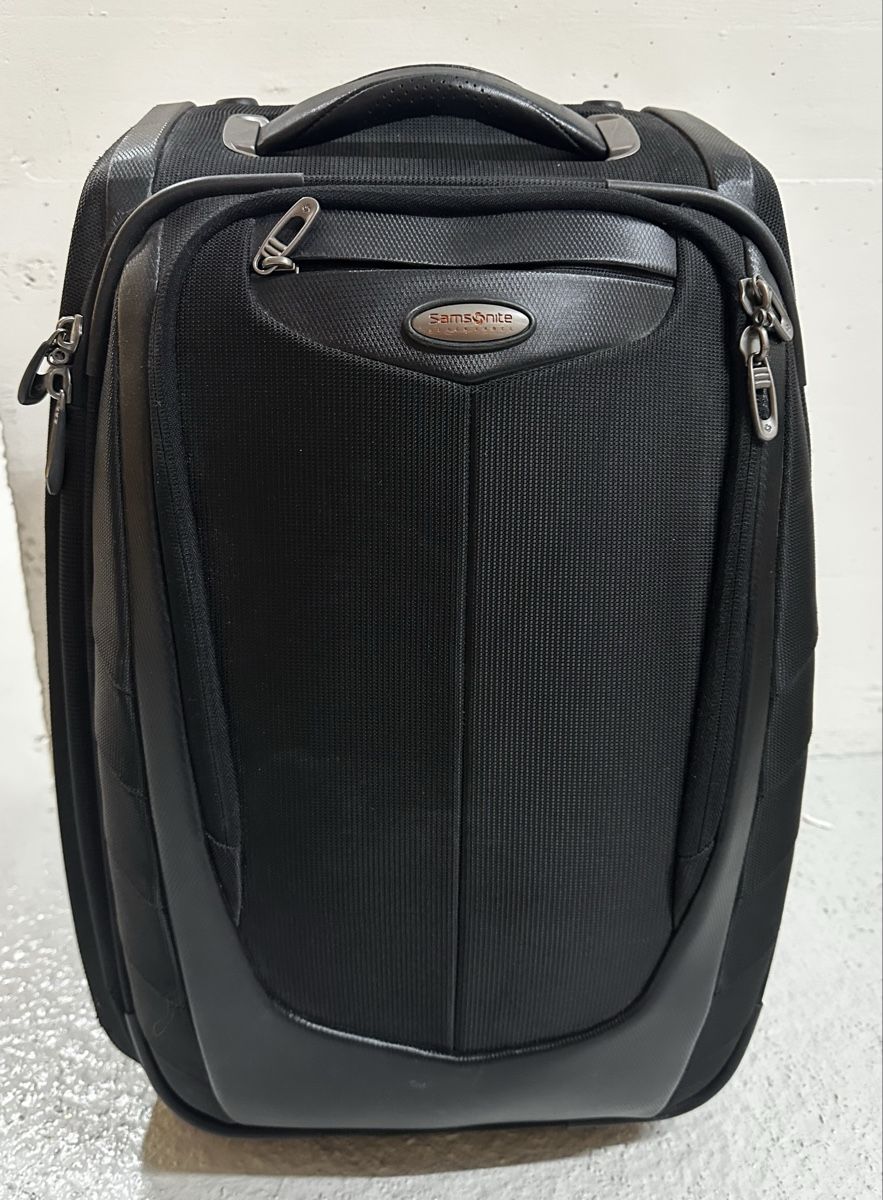 Samsonite Reisekoffer: Samsonite Black Label Trolley Koffer schwarz – Gebraucht aus Pully von farzin