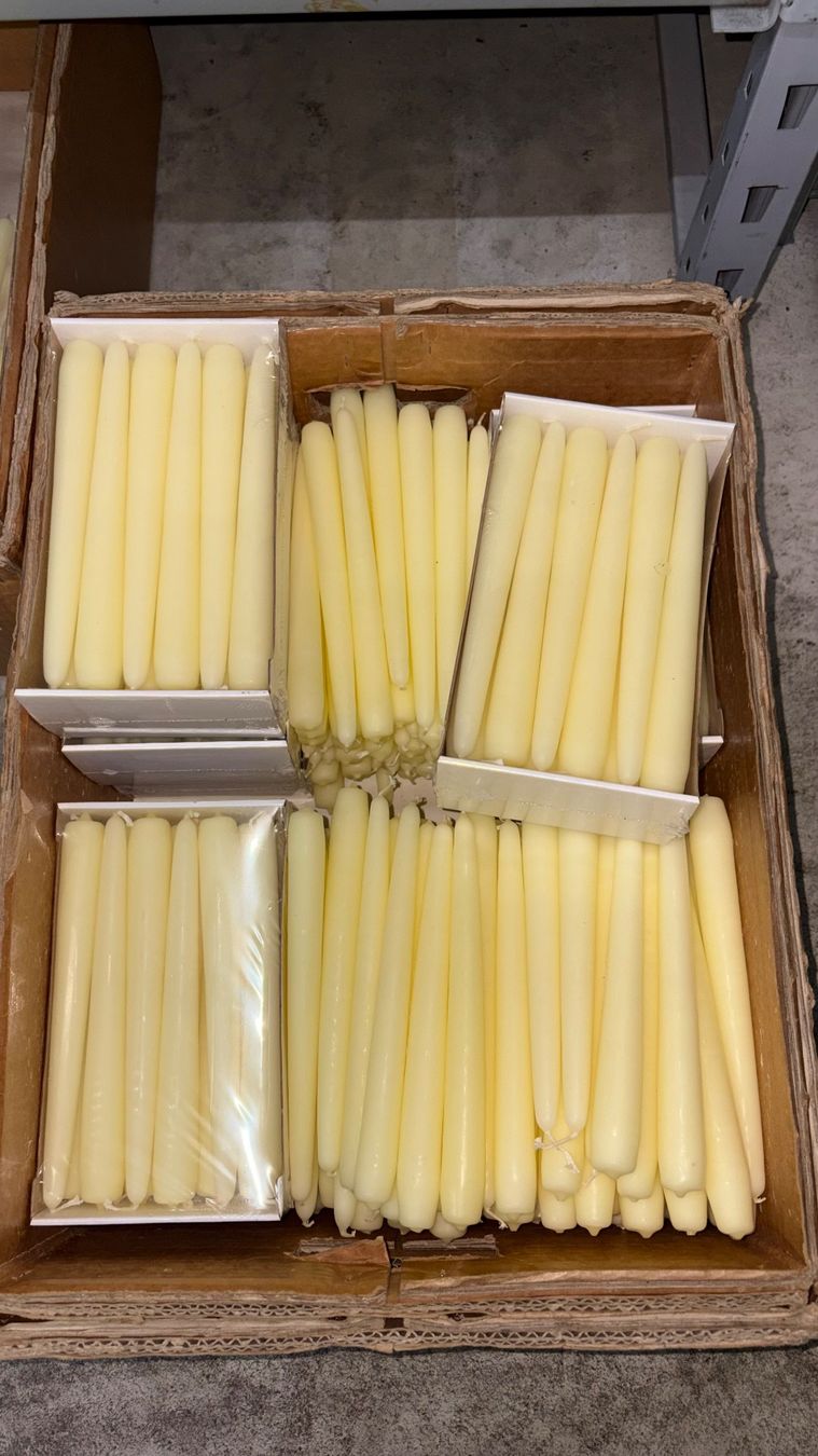 Candele: 653 Posten Kerzen aus Liquidation – Nuovo (secondo la descrizione) da Derendingen venduto da Meisterstuecke 1