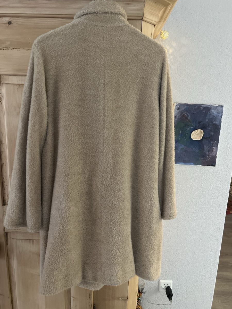 Max Mara Cappotti: Max  Mara, wunderschöner Mantel, Alpaca, beige, Gr. 42 – Usato da Bülach venduto da CDROZ 3