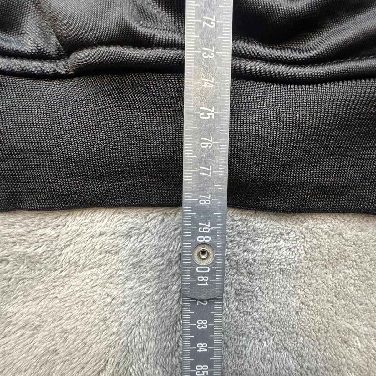 Champion Giacche: Champion jacket – Usato da Erlinsbach SO venduto da TogaResell 4