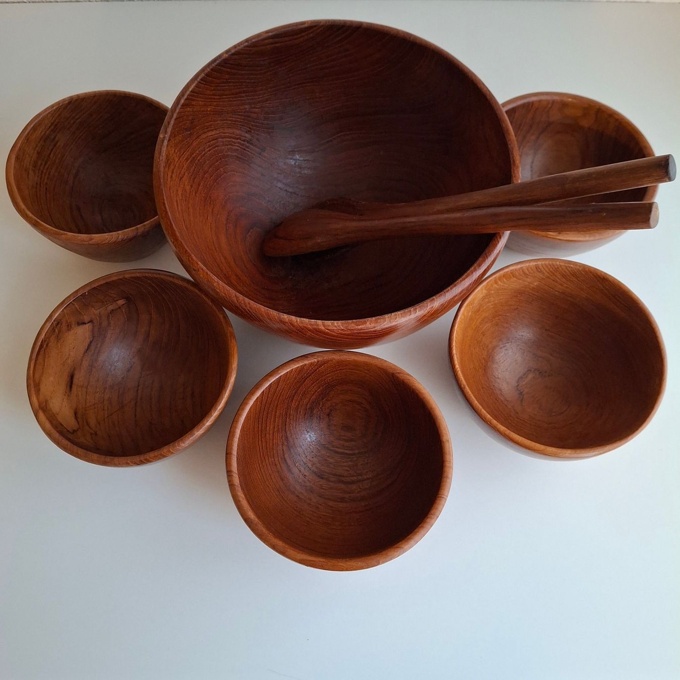 Ciotole: Set de bols en teak vintage – Usato da Neuchâtel venduto da Rochawood