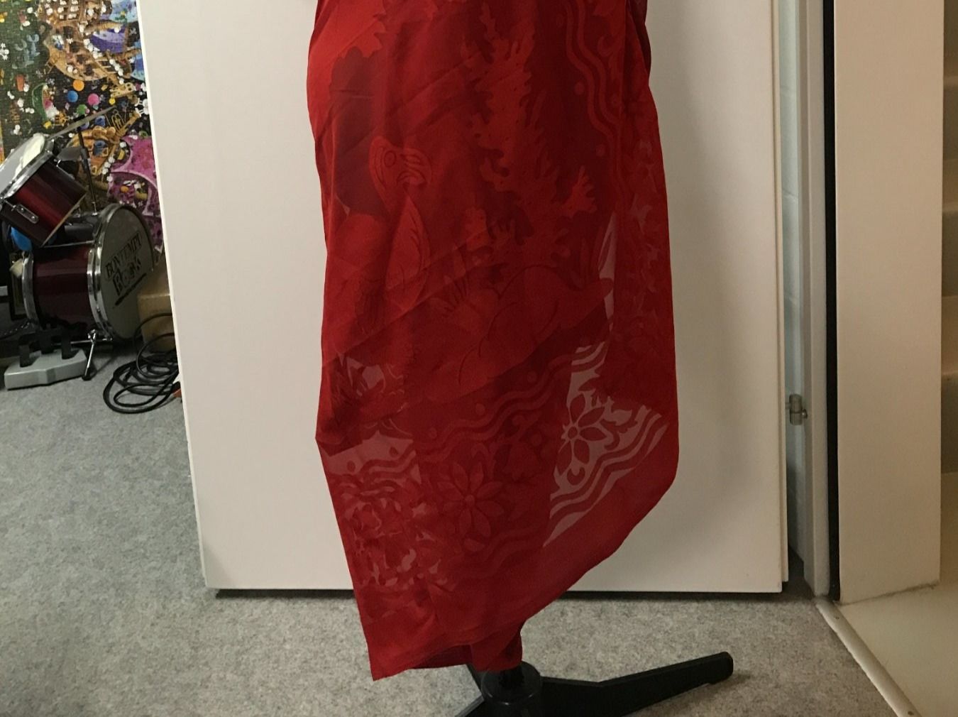 Foulard & Sciarpe: Rotes Mauritius Strandtuch 110x180cm – Usato da Guntershausen venduto da Gloominati 4