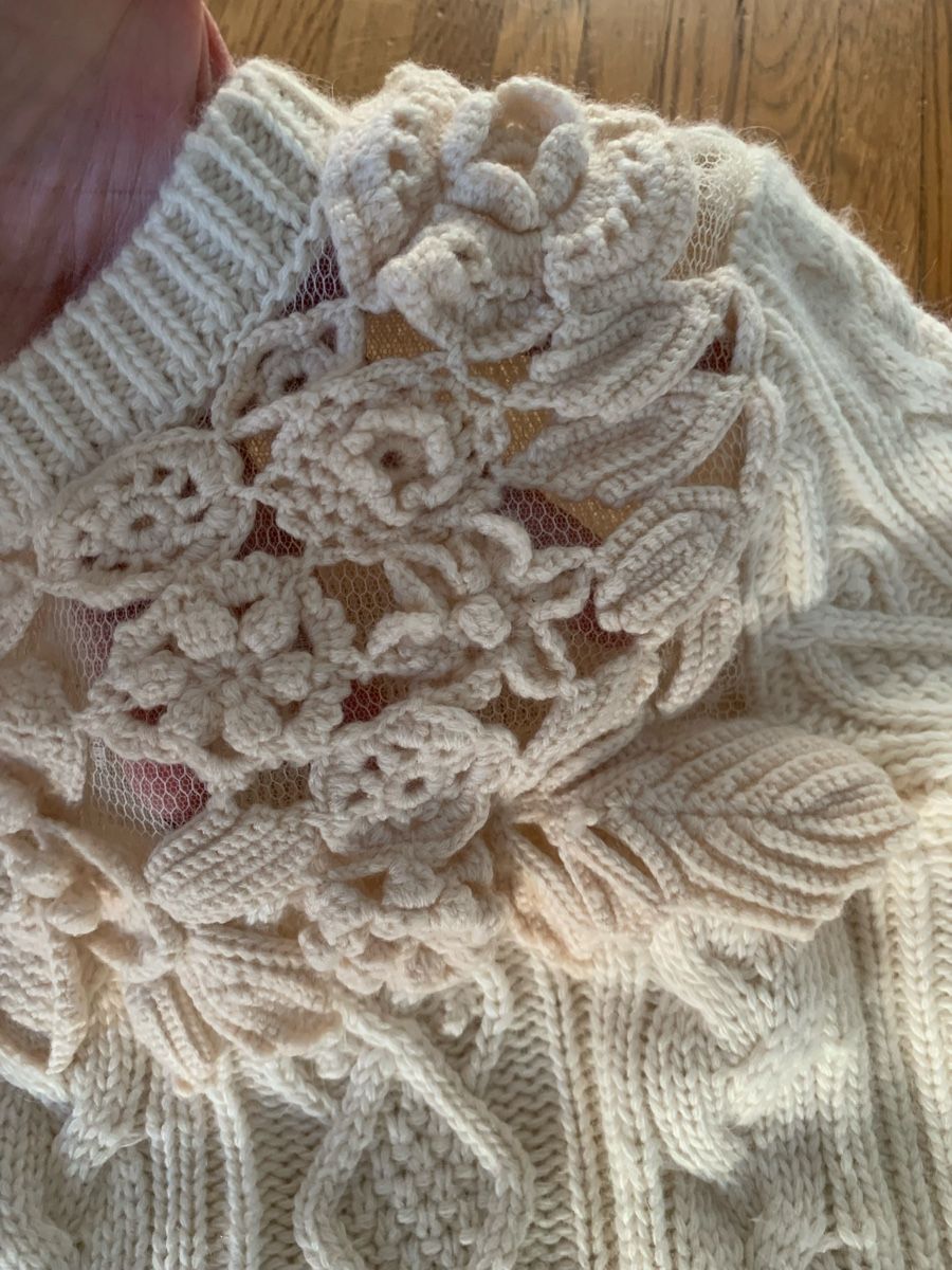 Pulls & Sweat-shirts: Red valentino beige pullover – D'occasion à Zürich par Nikuska32 2