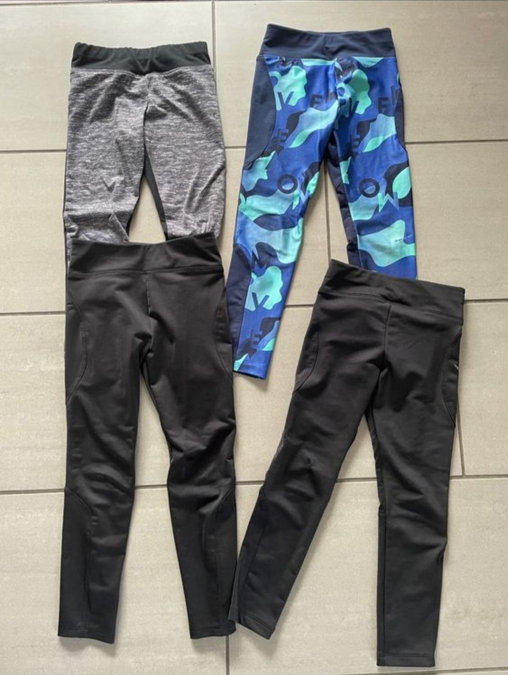 Decathlon Lotti & Set di vestiti: Sport Leggins Mädchen Gr 128 – Usato da Binz venduto da julijuli 5