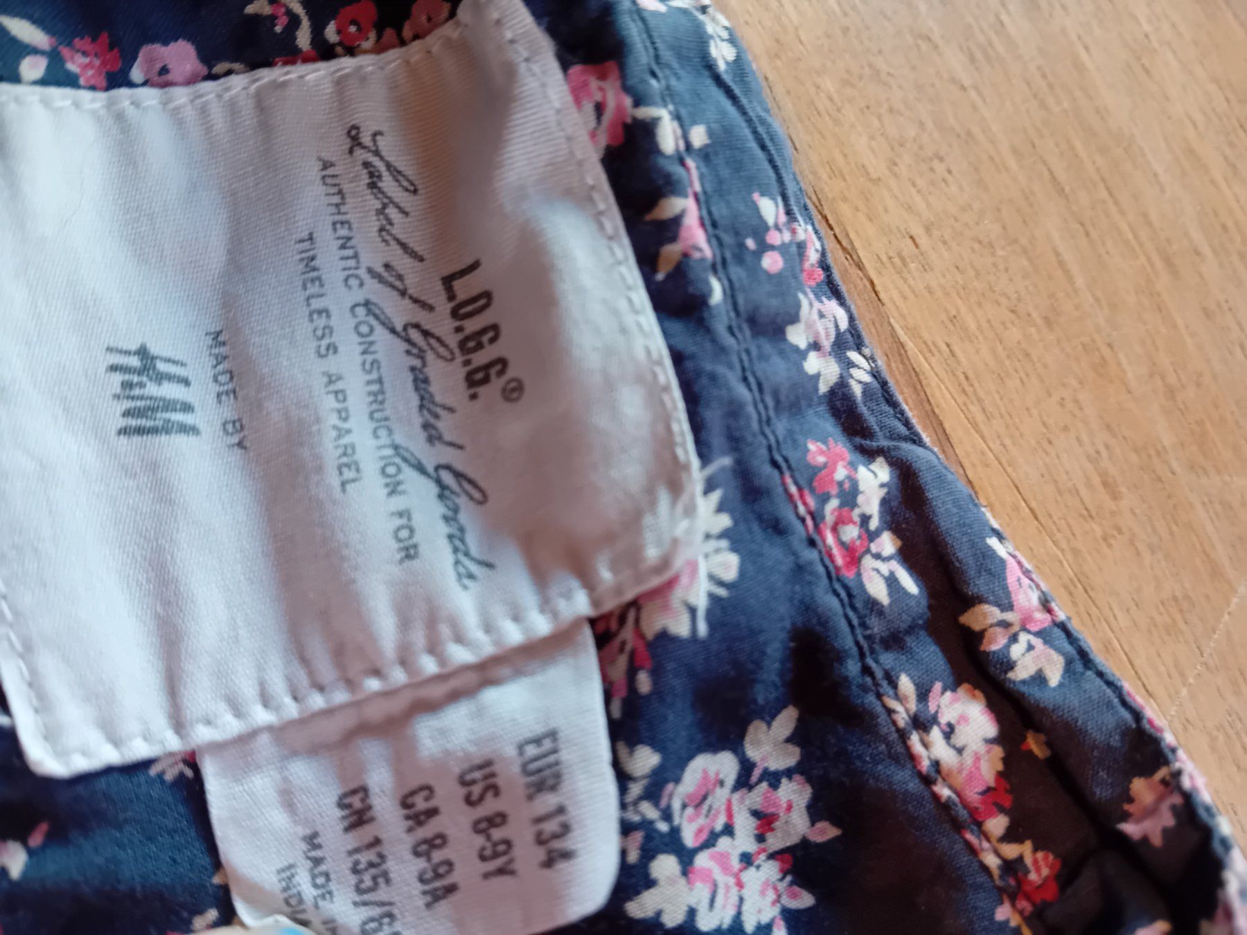 H&M Camicette, T-shirt & Top: Bluse – Usato da Spiez venduto da ann_y7bb 3