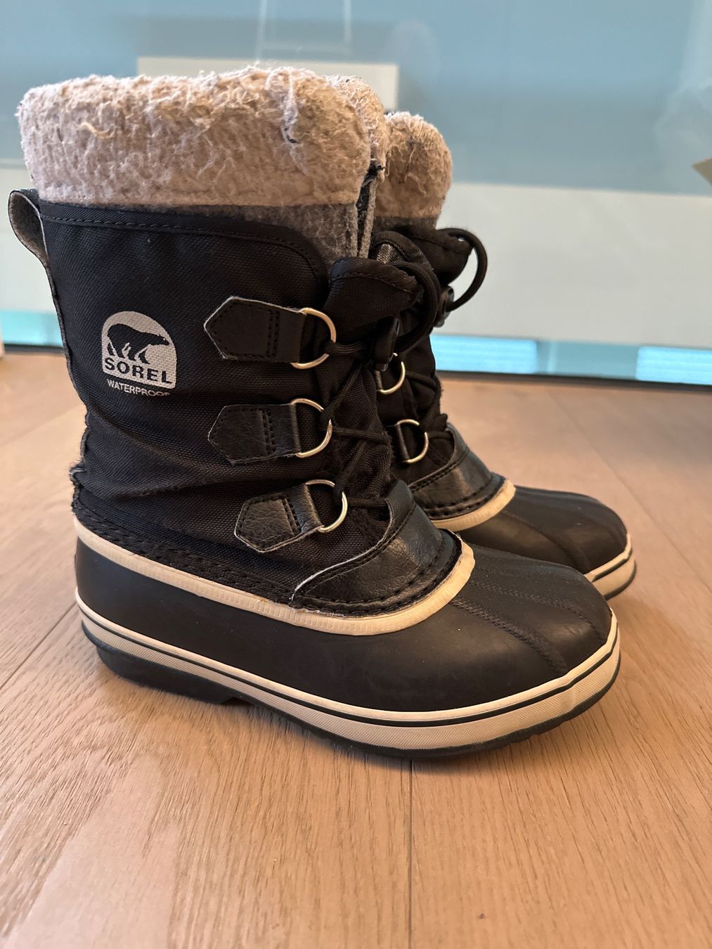 Sorel Scarpe per ragazzi: Sorel Winterstiefel, Gr. 36, Schwarz – Usato da Kallnach venduto da Thetrader