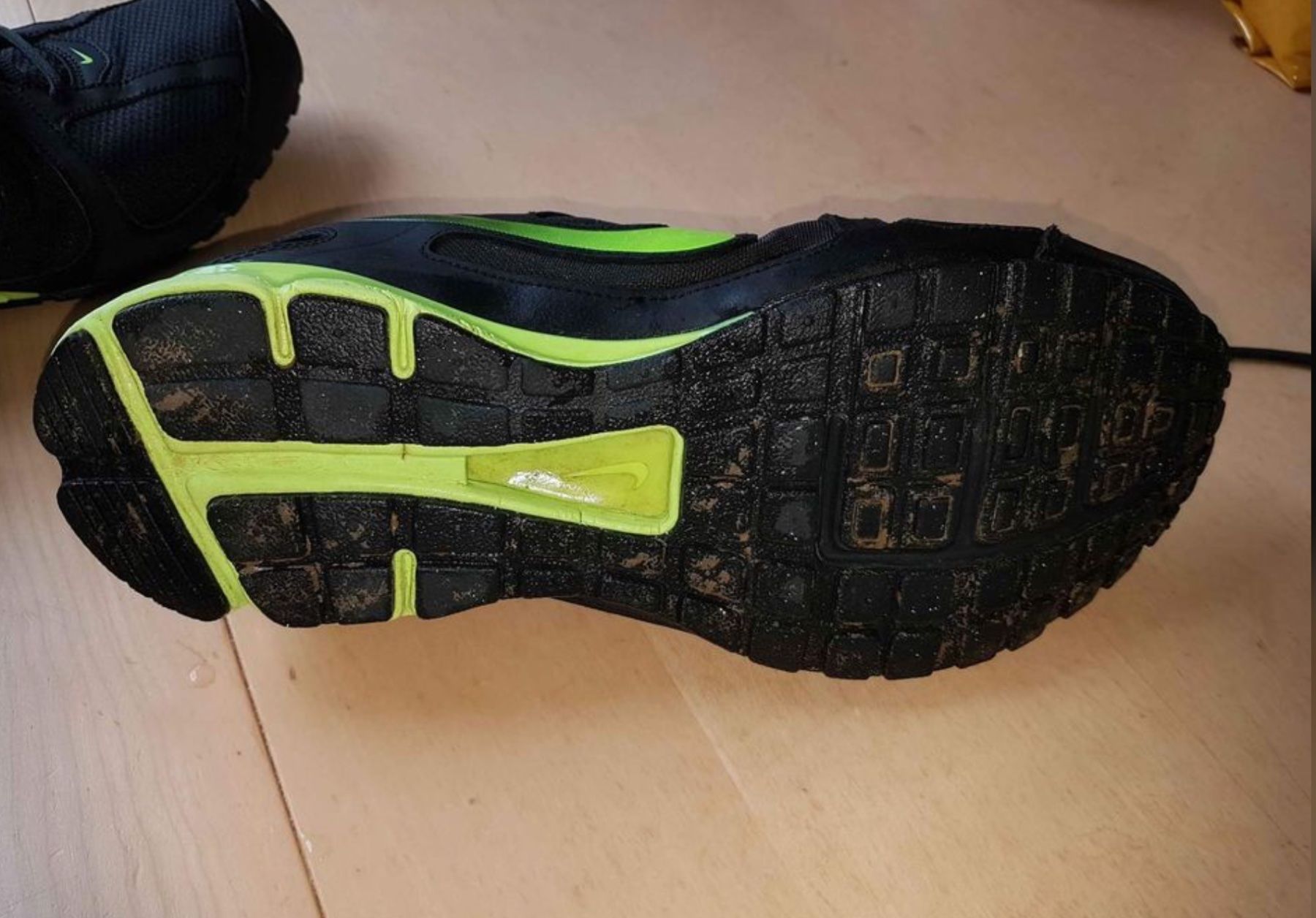 Nike Scarpe da uomo: NIKE REAX RUN 8 – Usato da Courgenay venduto da chantalcm 3
