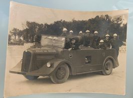 Historisches Foto Feuerwehrfahrzeug Marke Laffly um 1930