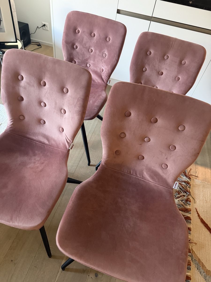 Kare Stühle: Chairs – Gebraucht aus Zug von jay_9sys 1