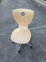 Stuhl mit Rollen