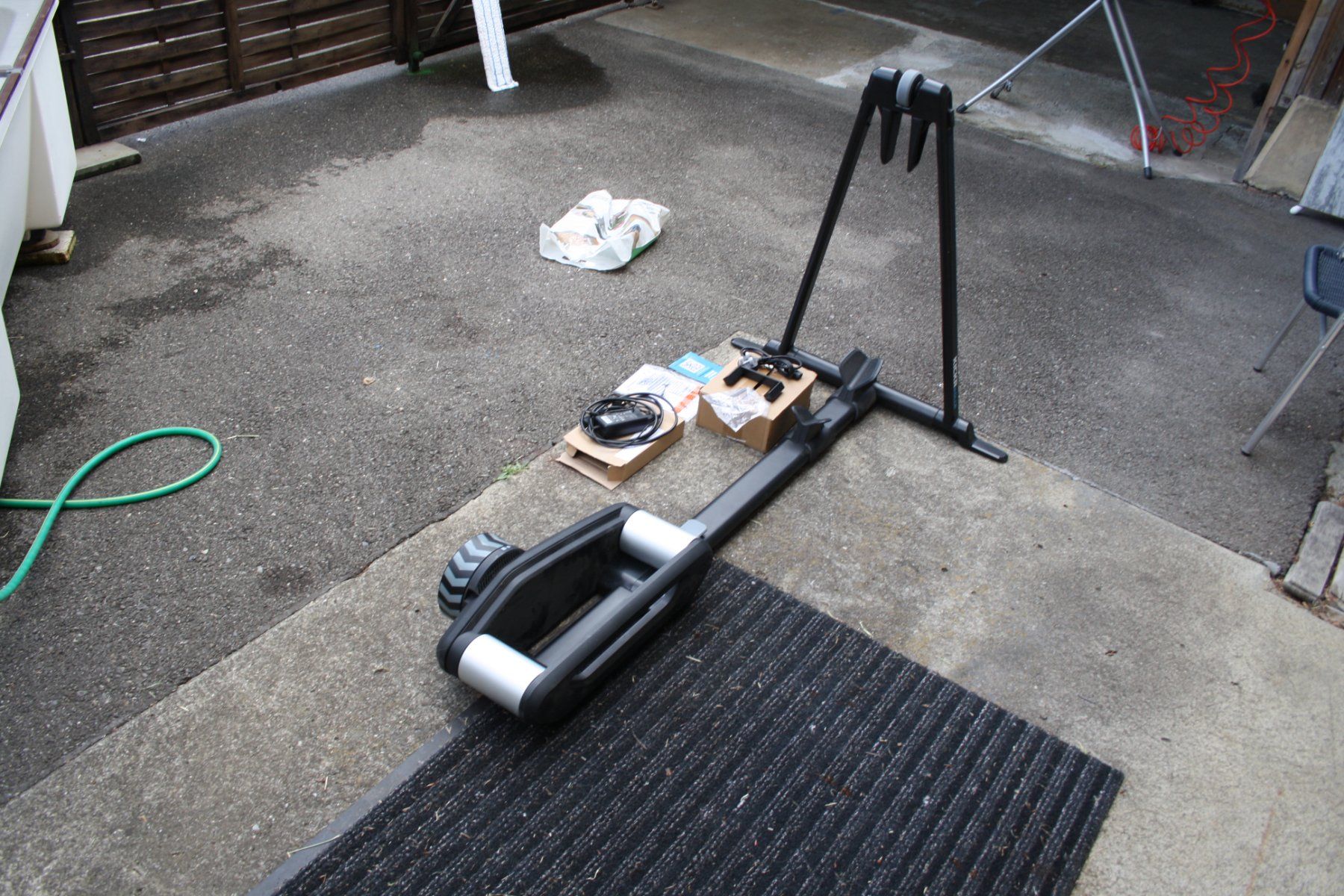 Wahoo Hometrainer: KICKR ROLLER WAHOO – Usato da Wauwil venduto da Pneuedy 5