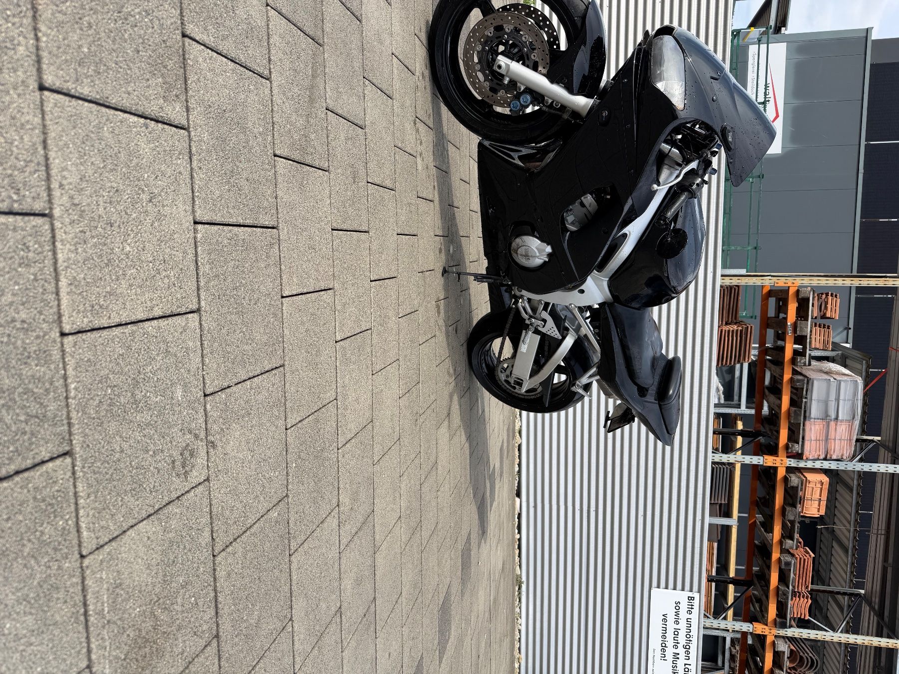 Yamaha Strada: Yamaha R6 – Usato da Marbach SG venduto da Fordfocusst2002 2