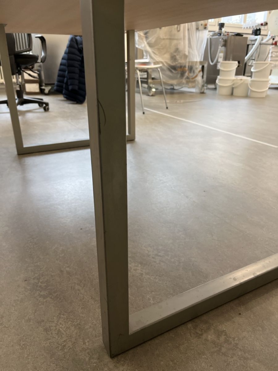 Tables: Grosser Design Esstisch – D'occasion à Illnau par flamingo007 6