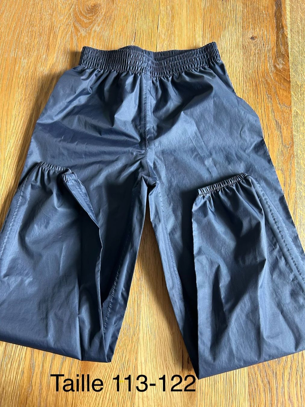 Pantaloni: Pantalon de pluie imperméable 113-122 – Usato da Erlach venduto da ely-87