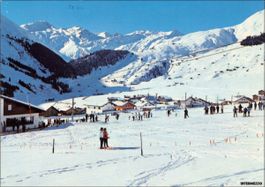 Sedrun GR // 1970 Skilift Valtgeva Skiwiese Milez // Winter