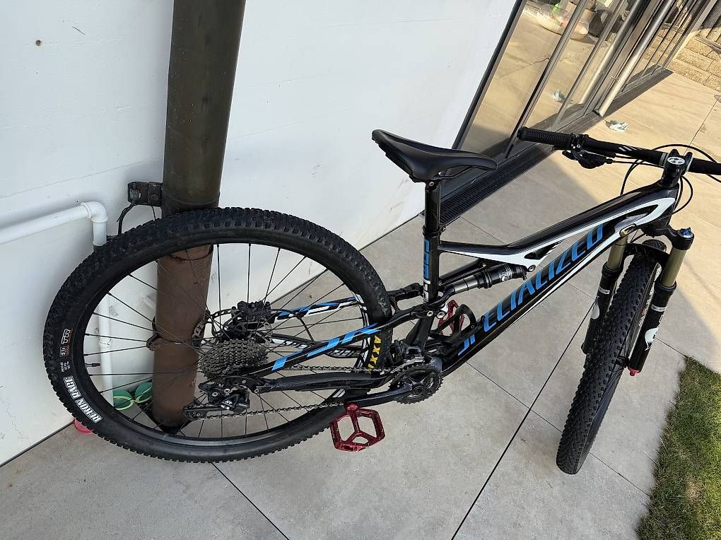 Velos: Specialized Stumpjumper Fully Bike Carbon – Gebraucht aus Bremgarten AG von BaerOptik 4