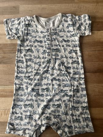 Pajama Hust and Claire Grösse 74