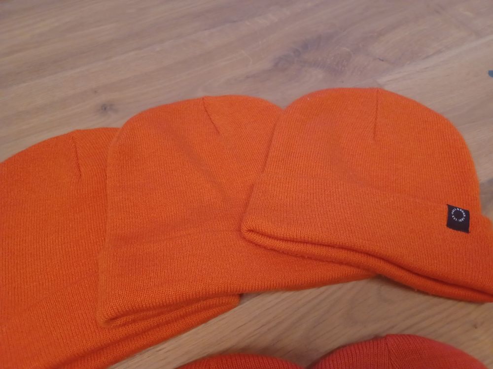 Altro in  Abbigliamento & Accessori: Wintermütze Beanie – Usato da Lungern venduto da Jordi21 2