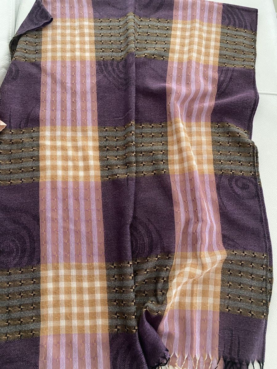 Foulard & Sciarpe: Pashmia Schal 🌸 – Usato da Opfikon venduto da Luis144 3