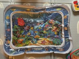 Water playmat for tummy time