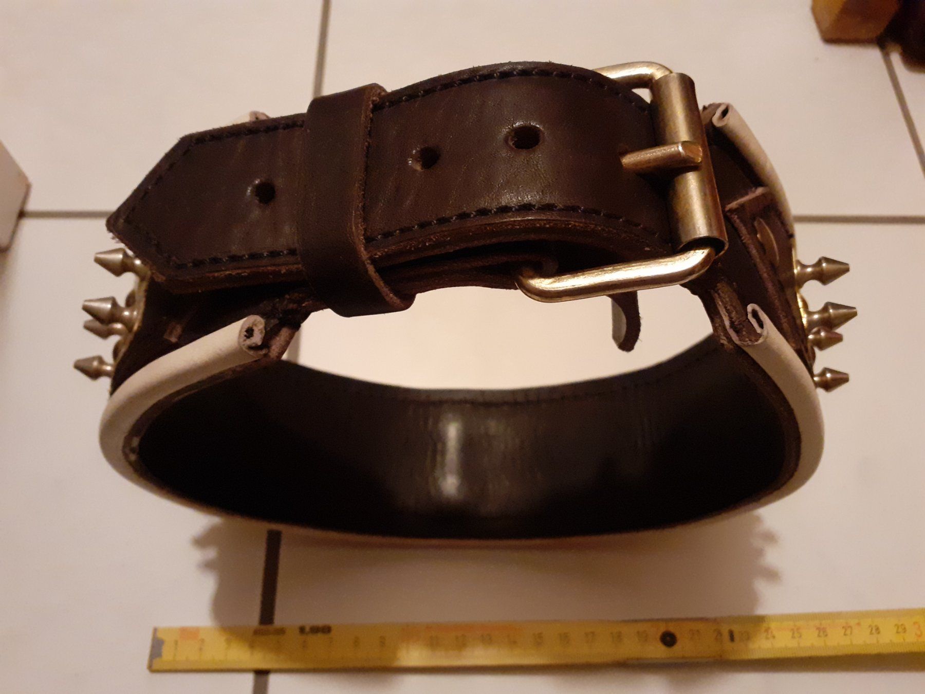 Nastri decorativi: Hundehalsband aus Leder – Nuovo (secondo la descrizione) da Zürich venduto da Crocuda 1