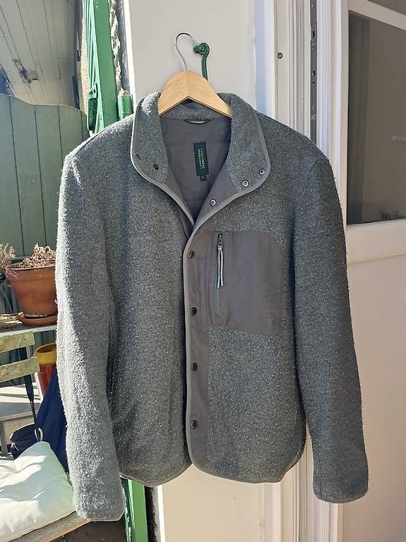 Jacken: LangerChen Jacke Howland – Neu (gemäss Beschreibung) aus Bern von ani_bn87