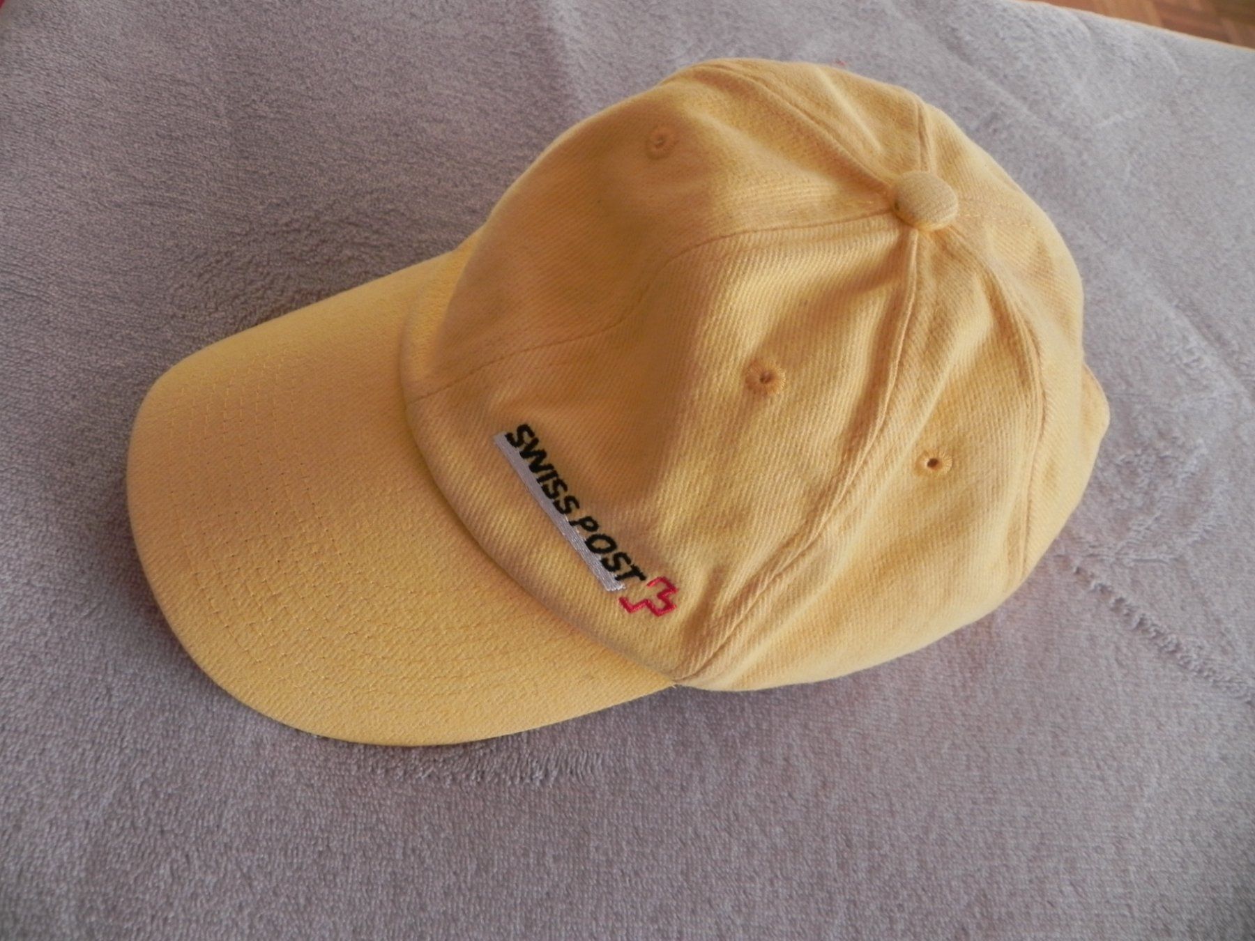 Altro in  Abbigliamento & Accessori: Swiss Post Cap, Gelb – Usato da Stallikon venduto da pcerny16 4