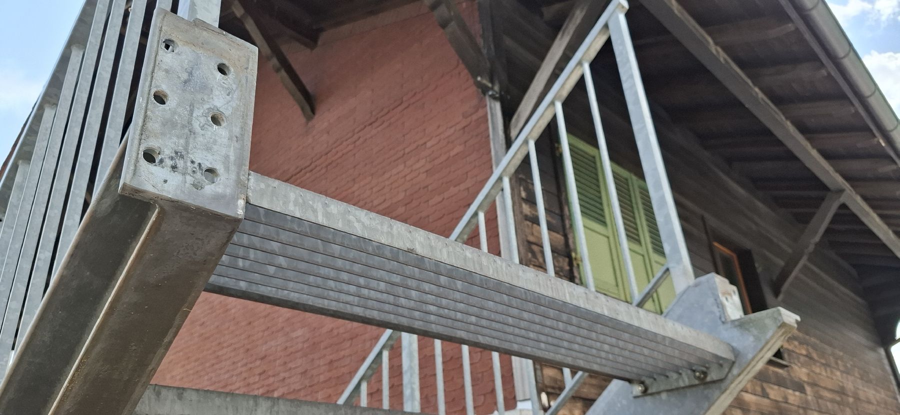 Treppen: Treppe verzinkt mit Geländer – Gebraucht aus Reichenbach i. K. von Wskorpion 7