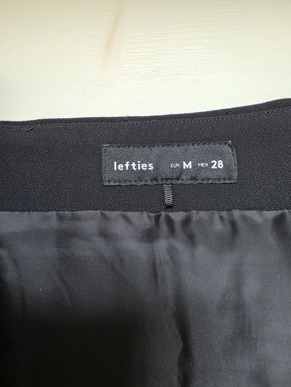 Top: Bustier Top schwarz – Usato da Altstätten SG venduto da Calendula-7 2
