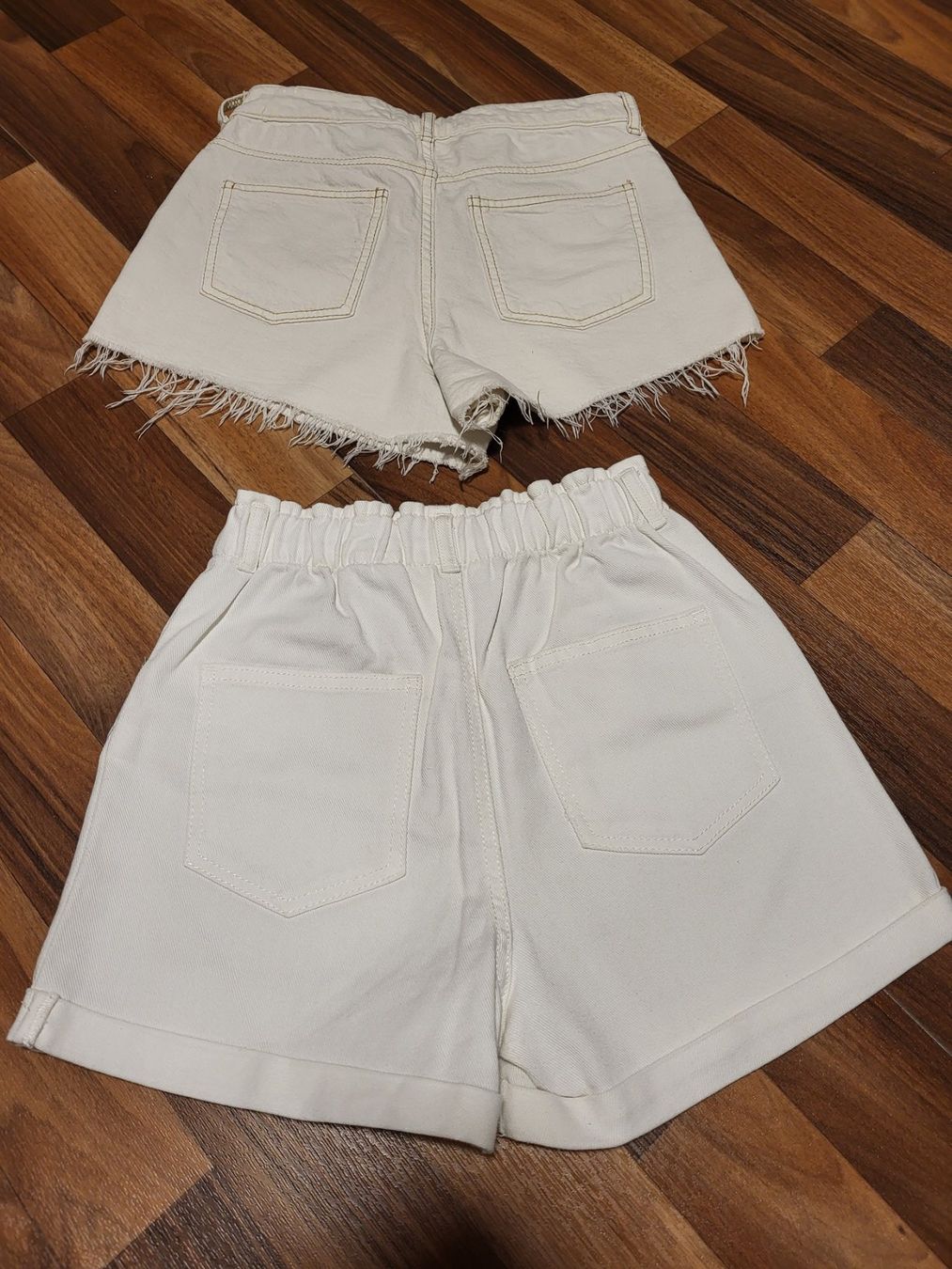 Lotti & Set di vestiti: Shorts Mädchen 2er Set – Usato da Wittenbach venduto da pambob 1