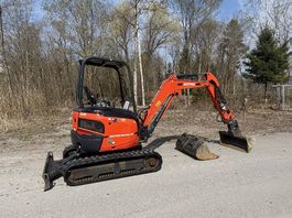 Kubota U27