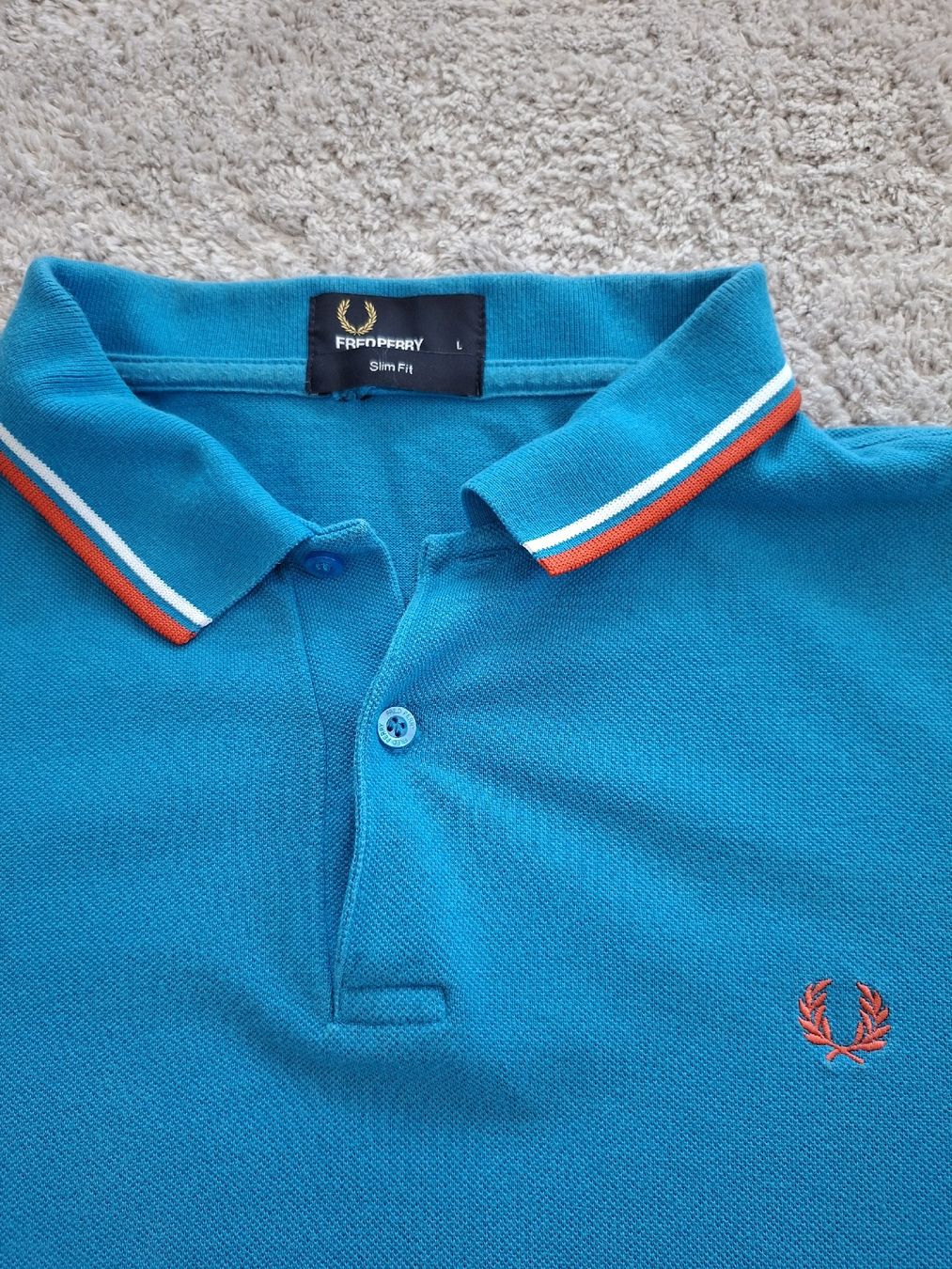 Fred Perry Magliette Polo: Polo Fred Perry bleu taille L slim – Usato da Renens VD venduto da ser_j2fn 1