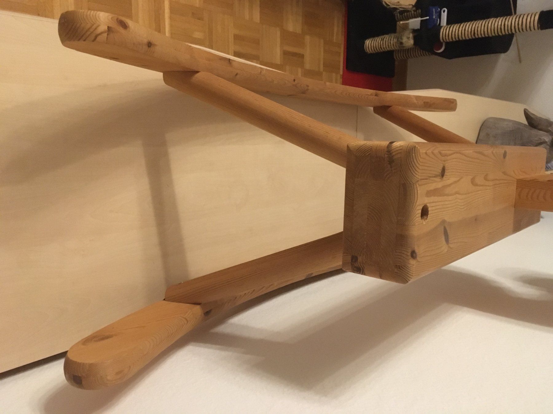 Giocattoli: Schönes Schaukelpferd aus Holz – Usato da Marbach LU venduto da Hoheduene 1