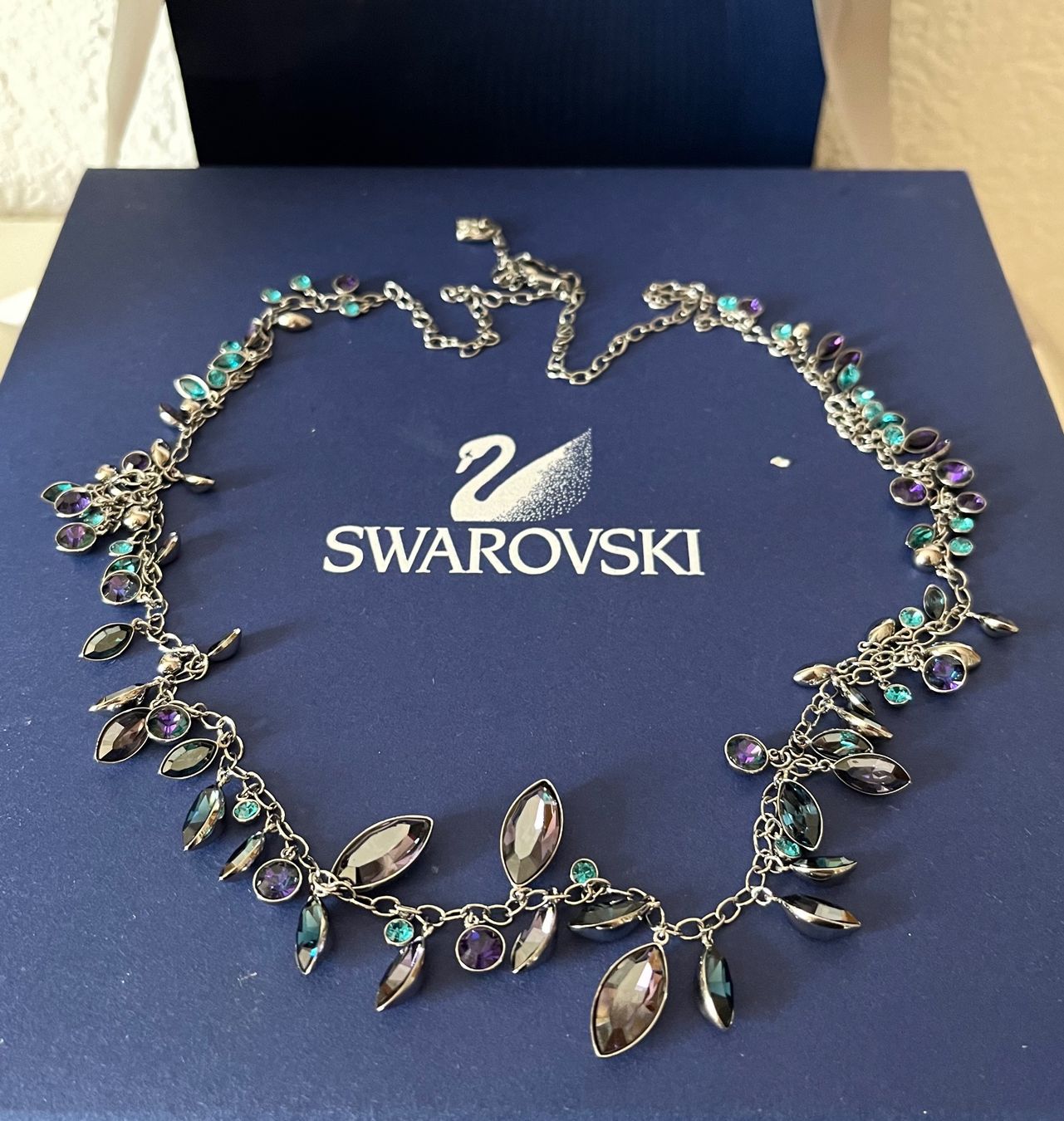Swarovski Catenine: Swarovski statement XL Kette, neu & original mit Box – Nuovo e nell'imballaggio originale da Kirchleerau venduto da Piroska05 1