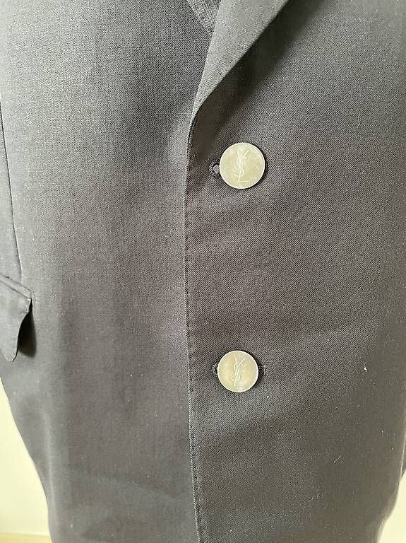 Saint Laurent Giacche: Yves SaintLaurent giacca – Usato da Bellinzona venduto da remarema 4