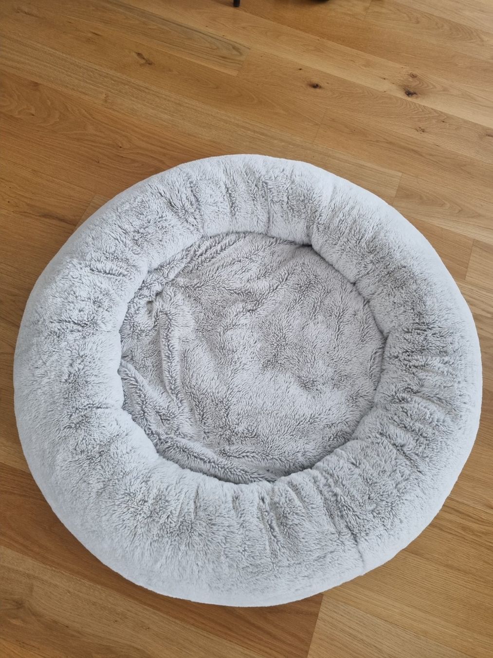 Ikea Cucce & Letti: UTSÅDD Hundebett, light grey, L – Usato da Eglisau venduto da dmtdmt 1