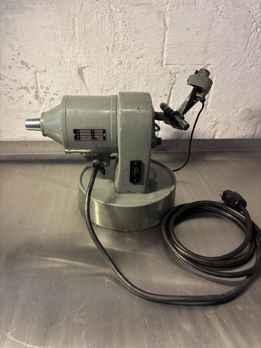 Christen Tutte le macchine: Christen bohrerschlaifmaschine – Usato da Schaffhausen venduto da sim_wc2z 3