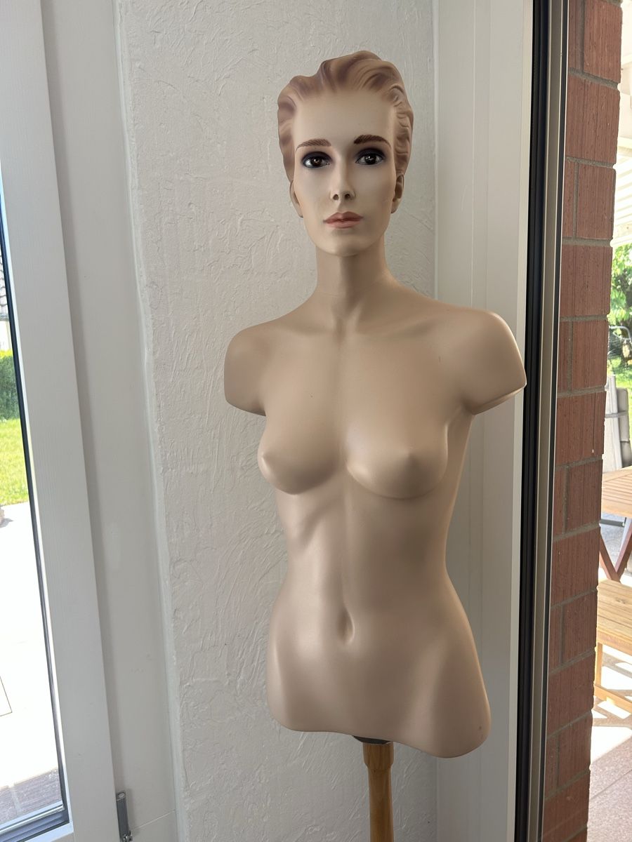 Altro in Decorazioni & Accessori: Schaufensterpuppe – Usato da Wohlen b. Bern venduto da Honeypie