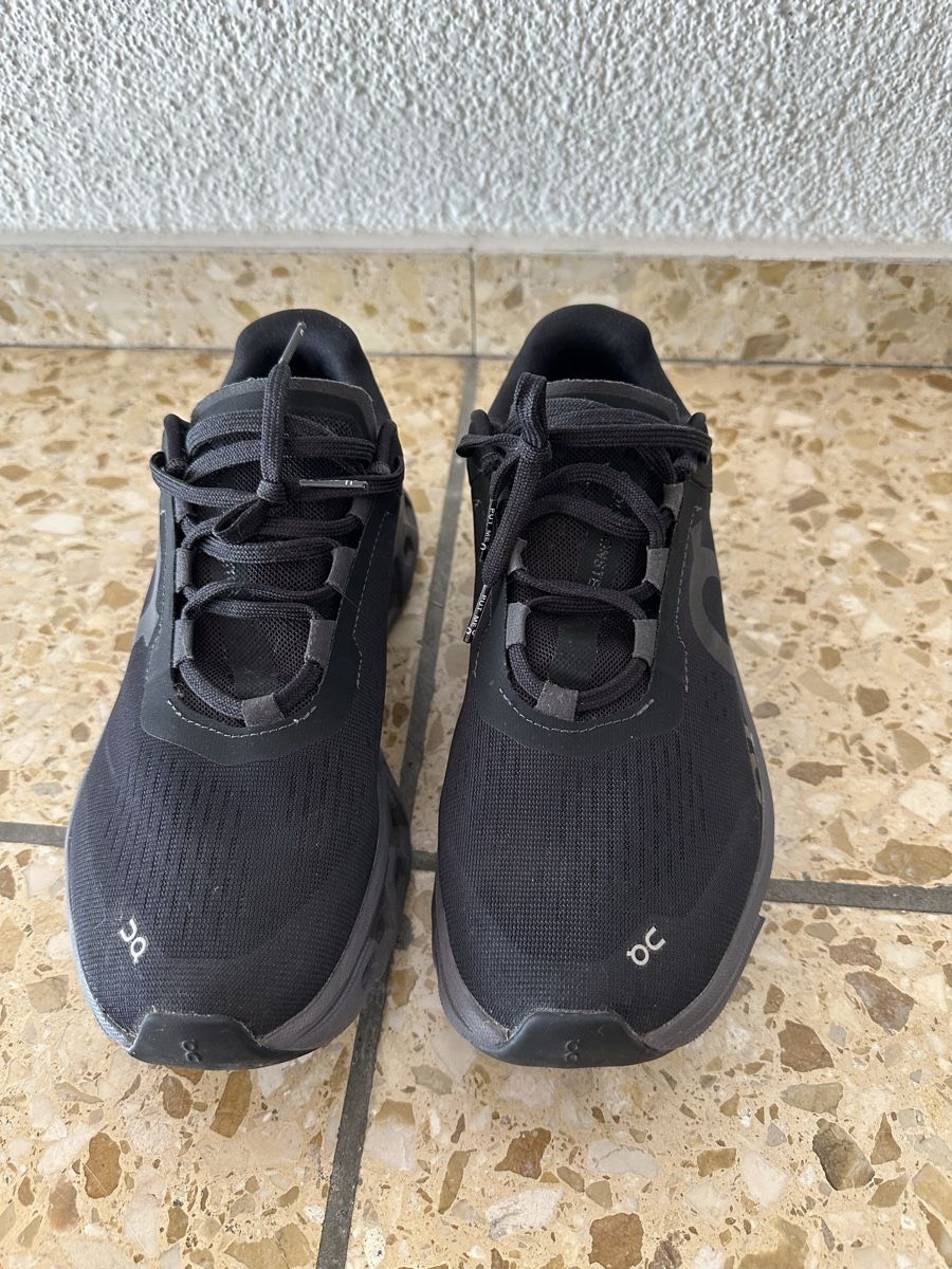 On Scarpe da donna: On Damenschuhe  – Usato da Adligenswil venduto da xiaopa