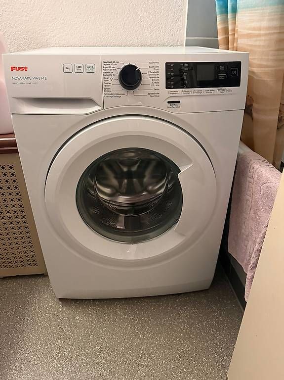 Lavatrici: Waschmaschine + Tumbler – Usato da Pfäffikon ZH venduto da Musti96