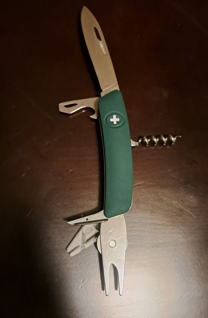 Rolex Taschenmesser: Rolex Alpine Green Swiss Golf Messer – Neu (gemäss Beschreibung) aus Niederrohrdorf von Pascal91.