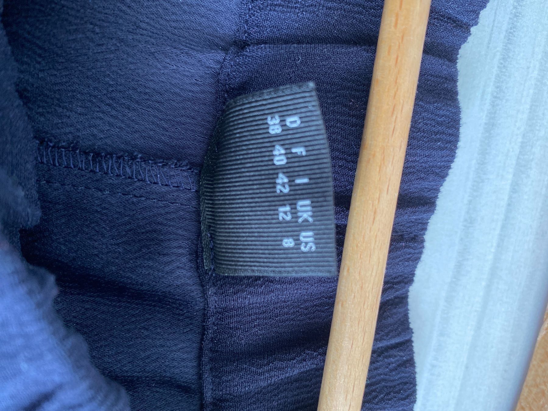 S.Oliver Pantaloni: Marlene-Hosen S.Oliver Grösse 38 – Usato da Winterthur venduto da britsi 2
