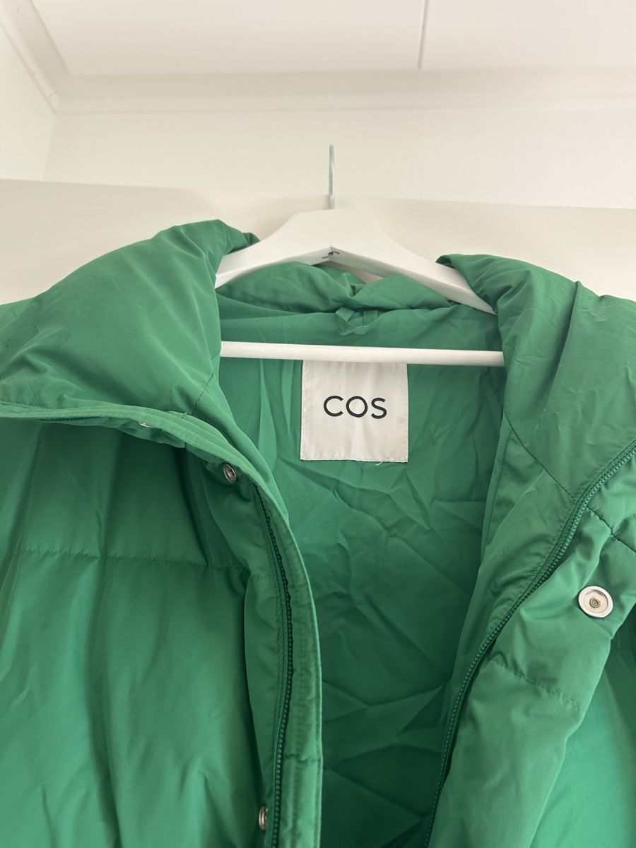 Cos Jacken: Pufferjacket grün COS – Gebraucht aus Landschlacht von cotton97 4