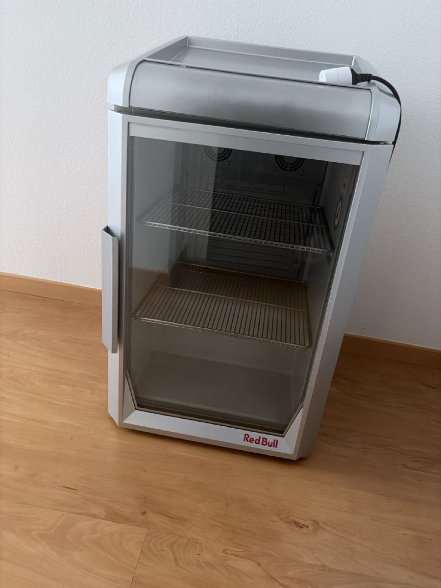 Kühlschrank: Redbull Kühlschrank – Neu (gemäss Beschreibung) aus Oberengstringen von Fabi_27 1